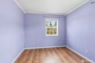 319 N 3rd St, Kalama, WA 98625 - Photo 17