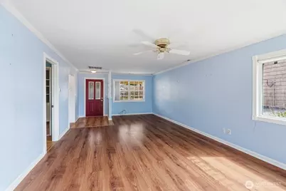 319 N 3rd Street, Kalama, WA 98625 - Photo 7