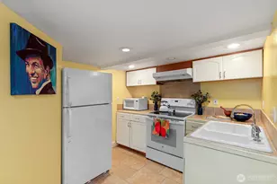 1516 NE 96th St, Seattle, WA 98115 - Photo 37