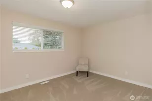 1060 Lynnwood Ave NE, Renton, WA 98056 - Photo 29