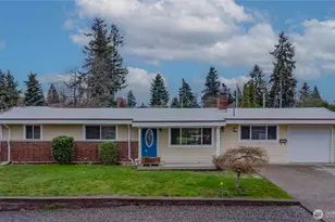 1060 Lynnwood Ave NE, Renton, WA 98056 - Photo 1