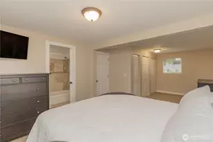 1060 Lynnwood Ave NE, Renton, WA 98056 - Photo 23