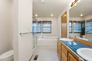 1010 NW Calypso Cir, Silverdale, WA 98383 - Photo 3