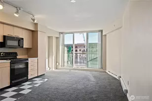 1100 106th Ave NE, Bellevue, WA 98004 - Photo 13