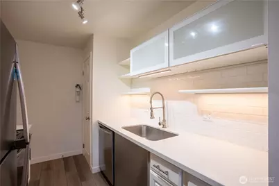 12230 SE 60th Street #34, Bellevue, WA 98006 - Photo 11