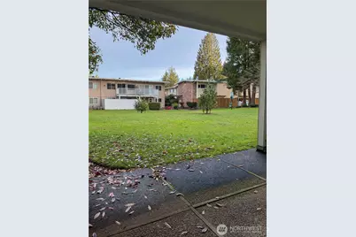 12230 SE 60th Street #34, Bellevue, WA 98006 - Photo 15