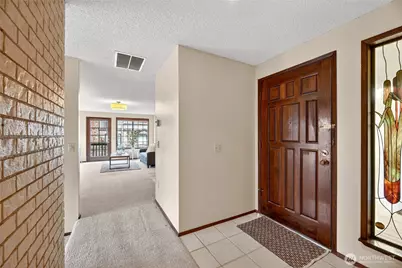 5231 131st Street SE, Everett, WA 98208 - Photo 3