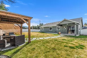 1989 4th St SE, East Wenatchee, WA 98802 - Photo 27