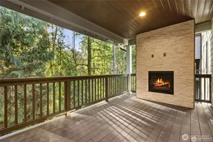 12055 SE May Creek Park Dr, Newcastle, WA 98056 - Photo 7