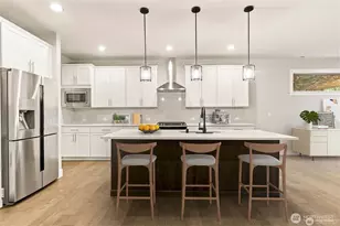 12055 SE May Creek Park Dr, Newcastle, WA 98056 - Photo 3