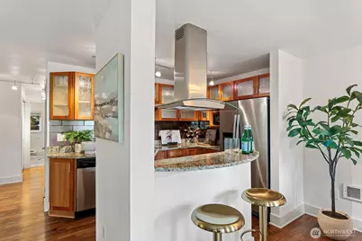 11054 NE 33rd Place #B7, Bellevue, WA 98004 - Photo 11