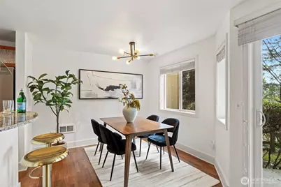 11054 NE 33rd Place #B7, Bellevue, WA 98004 - Photo 9