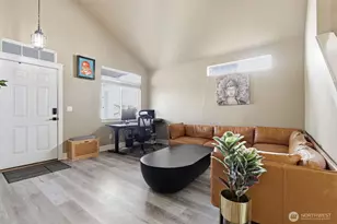 19405 SE 33rd St, Camas, WA 98607 - Photo 5