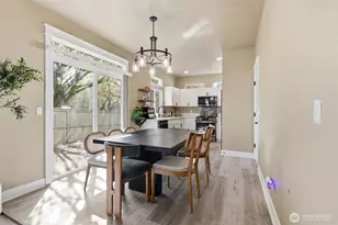 19405 SE 33rd St, Camas, WA 98607 - Photo 9