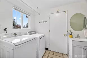 927 S 240th Pl, Des Moines, WA 98198 - Photo 21