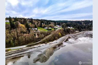 2303 North Bluff Road, Greenbank, WA 98253 - Photo 35
