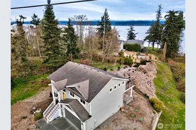 2303 North Bluff Road, Greenbank, WA 98253 - Photo 3