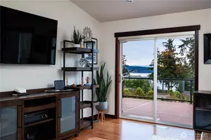 2303 N Bluff Rd, Greenbank, WA 98253 - Photo 13