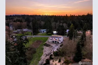 2303 North Bluff Road, Greenbank, WA 98253 - Photo 3