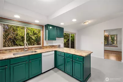 19306 SE 277th Street, Kent, WA 98042 - Photo 15