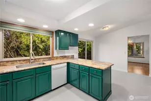 19306 SE 277th St, Kent, WA 98042 - Photo 15