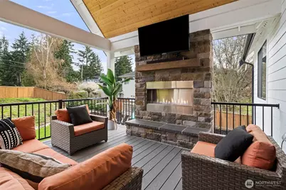 17905 28th Street E, Lake Tapps, WA 98391 - Photo 7