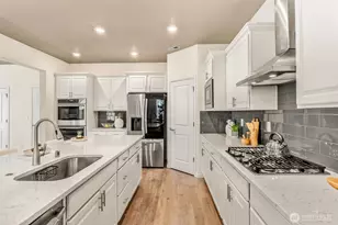 23711 43 Dr SE, Bothell, WA 98021 - Photo 13