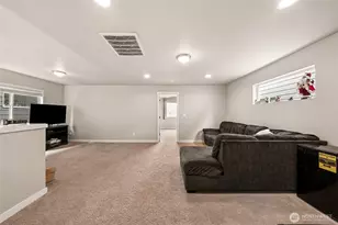 16214 78th Ave Ct E, Puyallup, WA 98375 - Photo 9