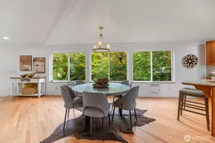 2708 NE 98th St, Seattle, WA 98115 - Photo 17