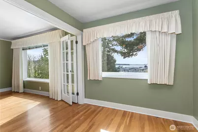 2209 Eldridge Avenue, Bellingham, WA 98225 - Photo 9