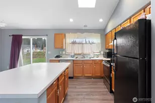 2951 Green Valley Dr, Maple Falls, WA 98266 - Photo 13