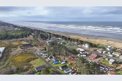 4787 Forwood Avenue, Pacific Beach, WA 98571 - Photo 27