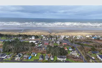 4787 Forwood Avenue, Pacific Beach, WA 98571 - Photo 25