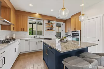 9219 Jacobia Avenue SE, Snoqualmie, WA 98065 - Photo 13