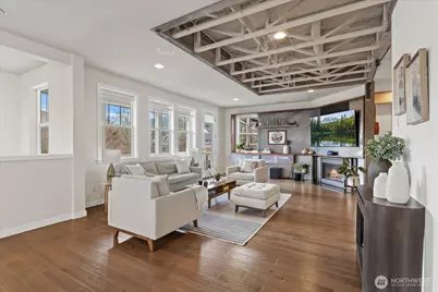 9219 Jacobia Avenue SE, Snoqualmie, WA 98065 - Photo 5