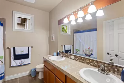 4569 162nd Lane SE, Bellevue, WA 98006 - Photo 33