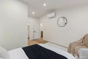 8508 1st Ave NE, Seattle, WA 98115 - Photo 23