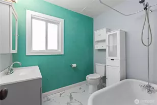 916 Pleasant Ave, Bremerton, WA 98337 - Photo 17