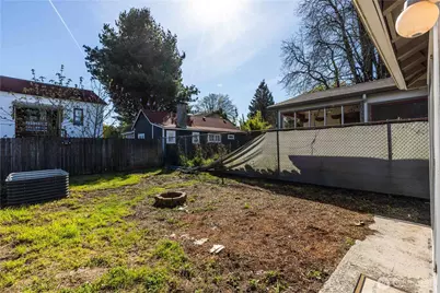 916 Pleasant Avenue, Bremerton, WA 98337 - Photo 25