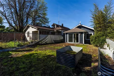 916 Pleasant Avenue, Bremerton, WA 98337 - Photo 27