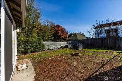 916 Pleasant Avenue, Bremerton, WA 98337 - Photo 25