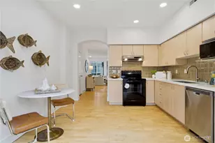 18275 NE 97th Way, Redmond, WA 98052 - Photo 13