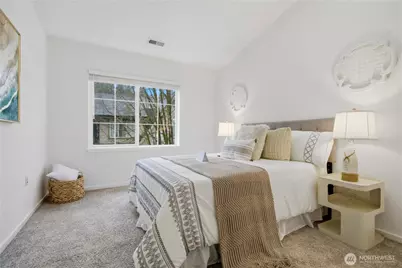 18275 NE 97th Way #103, Redmond, WA 98052 - Photo 17