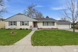 300 W 5th St, Waitsburg, WA 99361 - Photo 3