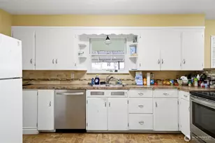 300 W 5th St, Waitsburg, WA 99361 - Photo 11