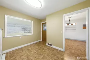 300 W 5th St, Waitsburg, WA 99361 - Photo 7