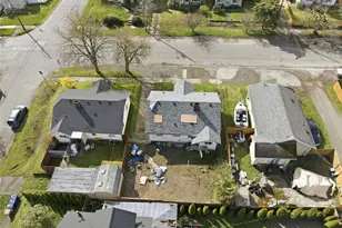 219 E 46th St, Tacoma, WA 98404 - Photo 3