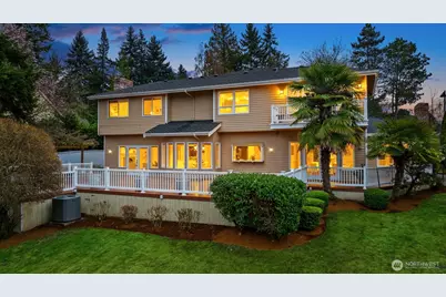 8550 NE 28th Street, Hunts Point, WA 98004 - Photo 37