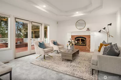 8550 NE 28th Street, Hunts Point, WA 98004 - Photo 15