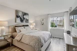 250 NW Dogwood St, Issaquah, WA 98027 - Photo 5